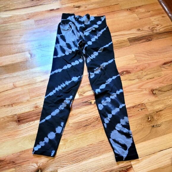 PINK Active XS Tie Dye High Waist Leggings - Picture 1 of 5